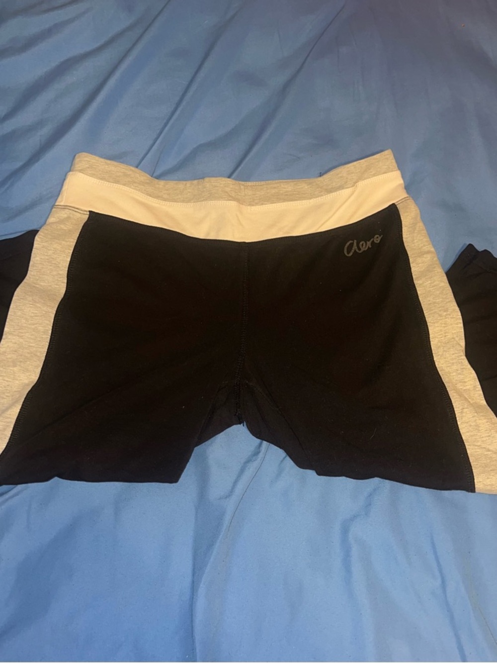 Aero live love dream colorblock capri leggings